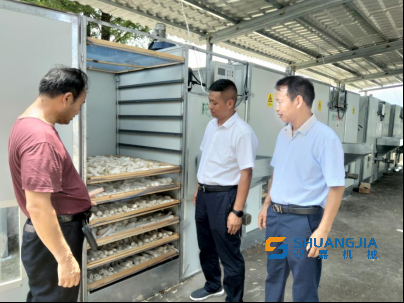 1657158789176738.png 14-36-17-40-283825.png